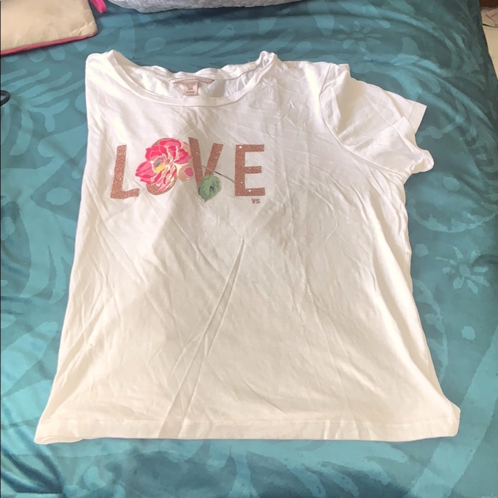 Victoria’s Secret White tee